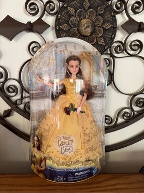 Disney Belle Doll Hasbro Beauty and The Beast 2016 Vintage